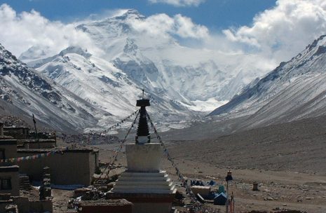 Central Tibet and Everest Base Camp Tour – 13 days